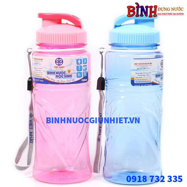 binh-dung-nuoc-hoc-sinh-nhua-viet-nh